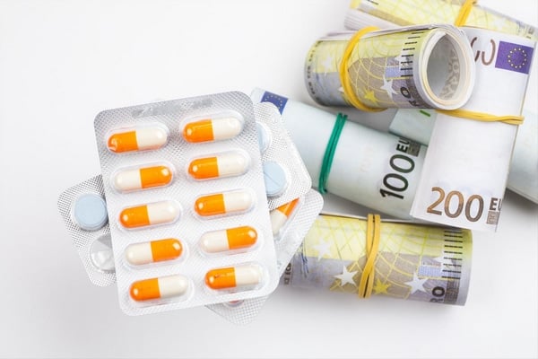 counterfeit-drugs-risks-size-of-problem-risks